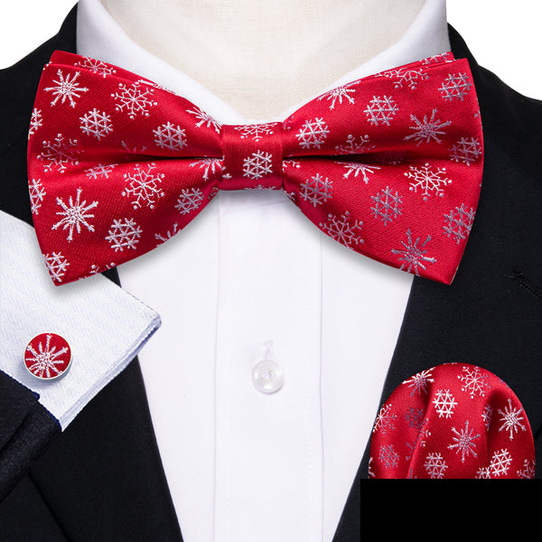Red White Christmas Snowflakes Men's Pre-tied Bowtie Hanky Cufflinks Set