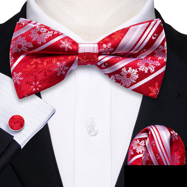 Red White Christmas Snowflakes Men's Pre-tied Bowtie Hanky Cufflinks Set