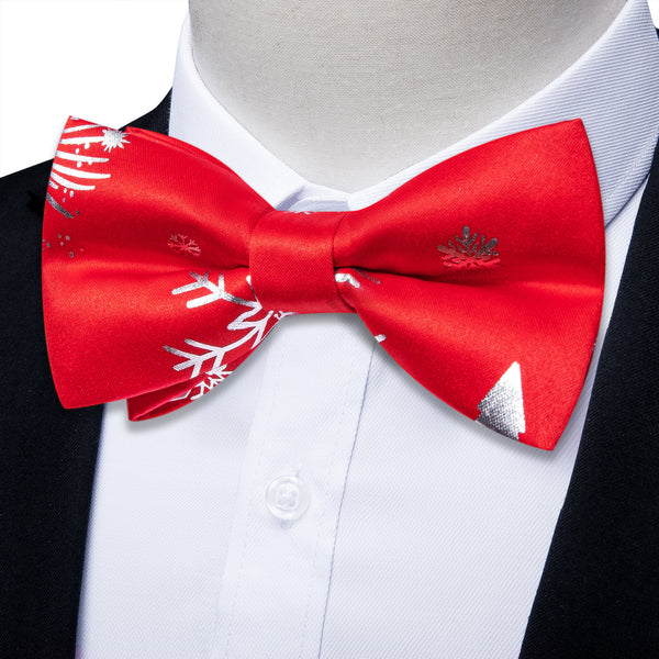 Ties2you Silk Snowflake Bow Tie for Men Holiday Pre-tied Bowtie Hanky Cufflinks Set