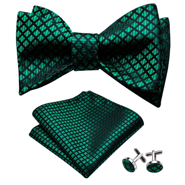 Green Plaid Self-tied Bow Tie Hanky Cufflinks Set