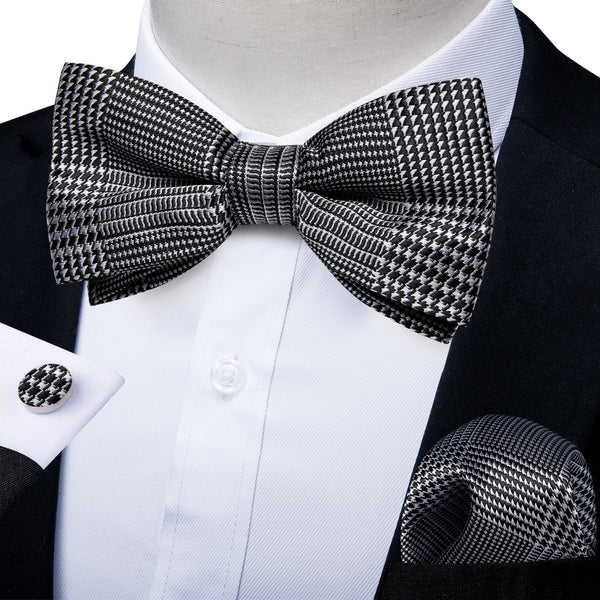 Black White Plaid Silk Pre-tied Bow Tie Hanky Cufflinks Set