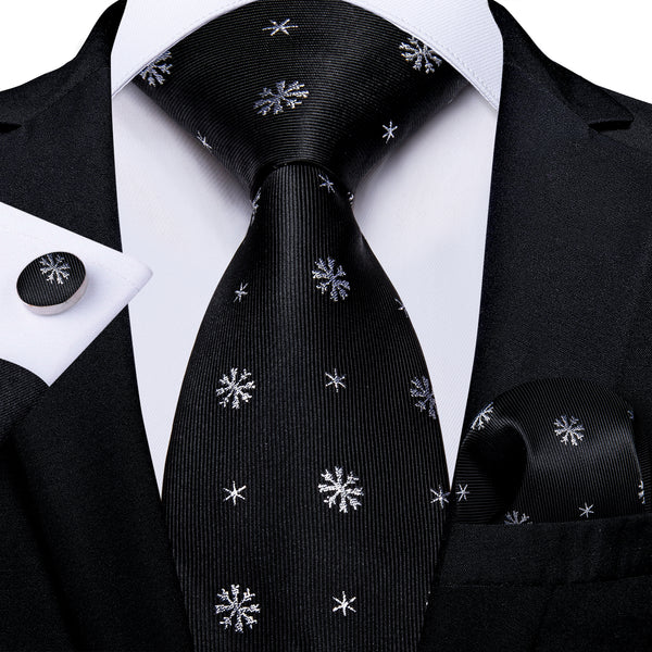 Christmas Black White Snowflake Floral Silk Men's Necktie Hanky Cufflinks Set