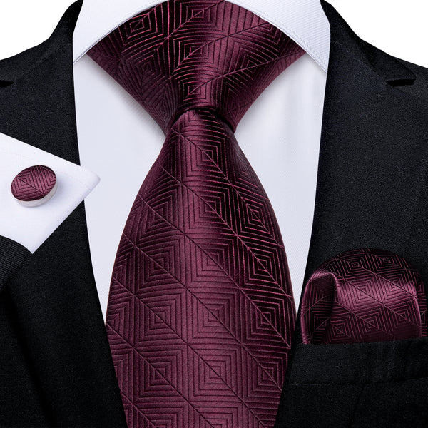 Wine Purple Geometry Pattern Novelty Silk Men's Necktie Hanky Cufflinks Set